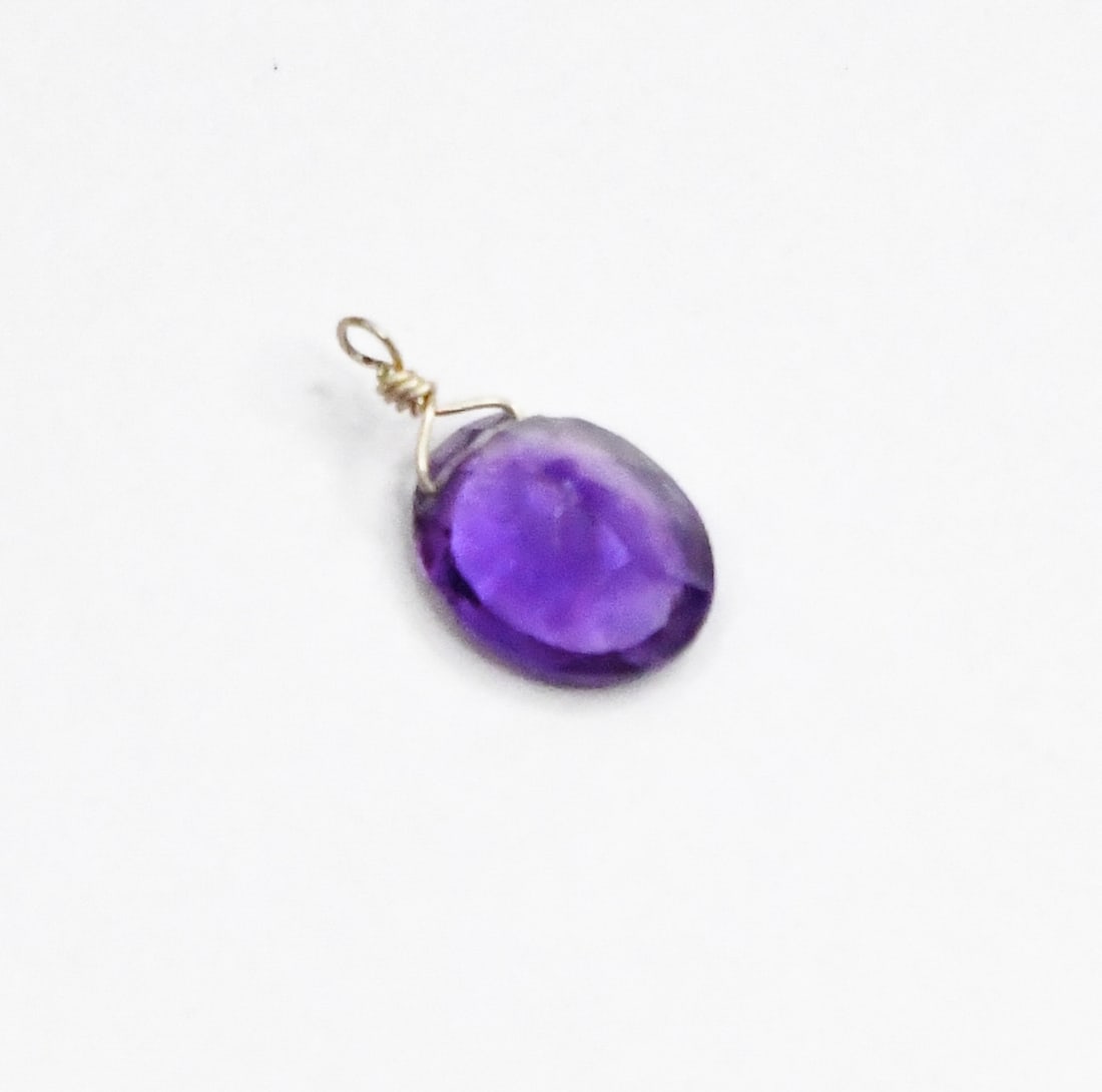 NATURAL AMETHYST FACETED CUTSTONE OVAL 9X11 MM (4 PCS): These are natural, earth mined and hand crafted with precision. Stone: Amethyst, Stone Shape: Faceted Oval, Stone Size: 9x11 mm, Width: 4.5 - 5.5 mm, Weight: approx. 2.85 carats. The photographs are g