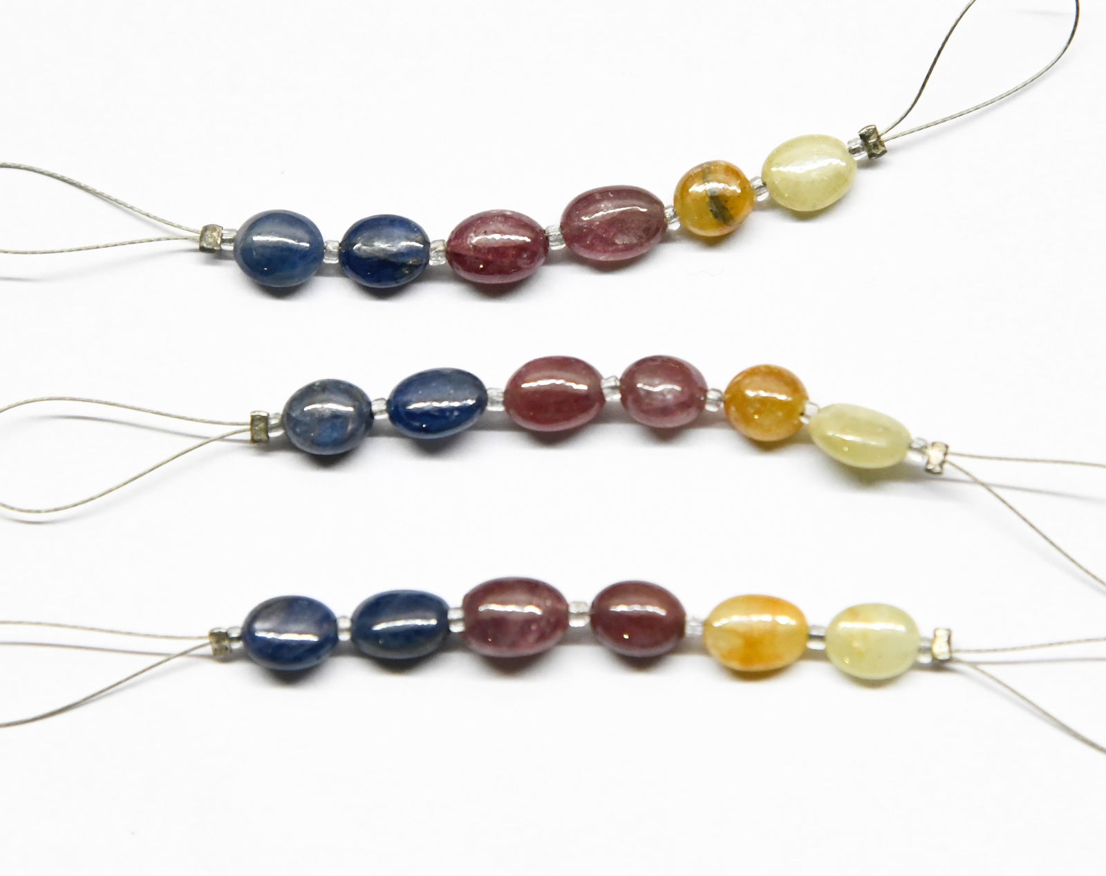 NATURAL MULTI SAPPHIRE BEADS OVAL 5X6 - 5X7 MM 6 PCS (4 TASSELS) (1 of 1)