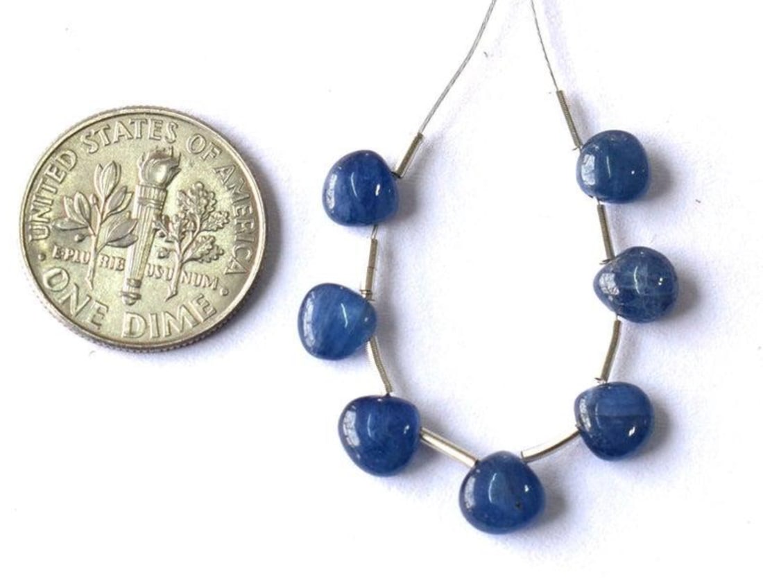 NATURAL BLUE SAPPHIRE BEADS HEART 5 - 6 MM 7 PCS (1 of 2)