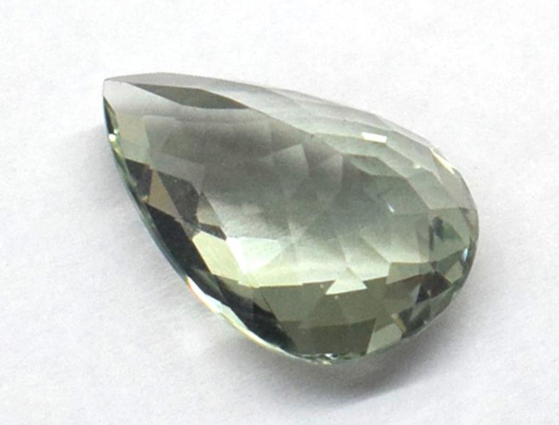 NATURAL GREEN AMETHYST CUT STONE BEADS PEAR 10X14 MM - (3 PCS): These are natural, earth mined and hand crafted with precision. Stone: Green Amethyst, Stone Shape: Faceted Pear, Stone Size: 10x14 mm, Width: 5.5 - 6.5 mm, Weight: approx. 4.50 carats. The photograph