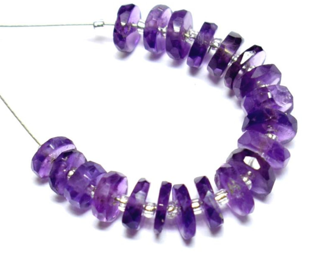 NATURAL AMETHYST BEADS FACETED TYRE 4 - 6 MM 23 PCS (3 TASSELS) (1 of 2)