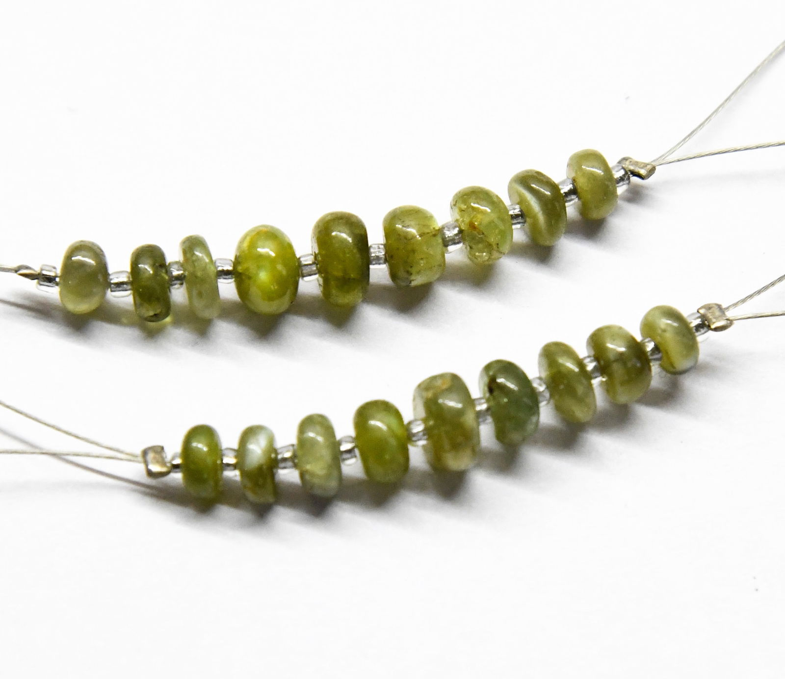NATURAL CHRYSOBERYL BEADS RONDELLE 4.5 - 6 MM 9 PCS (2 TASSELS) (1 of 1)