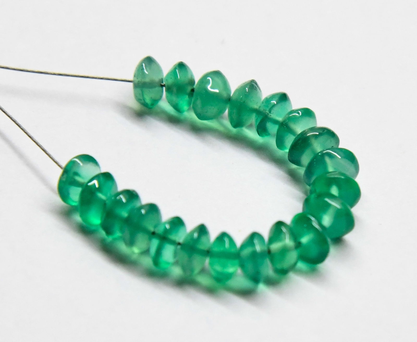 NATURAL GREEN ONYX BEADS RONDELLE 4.5 - 5 MM - 20 PCS (1 of 1)