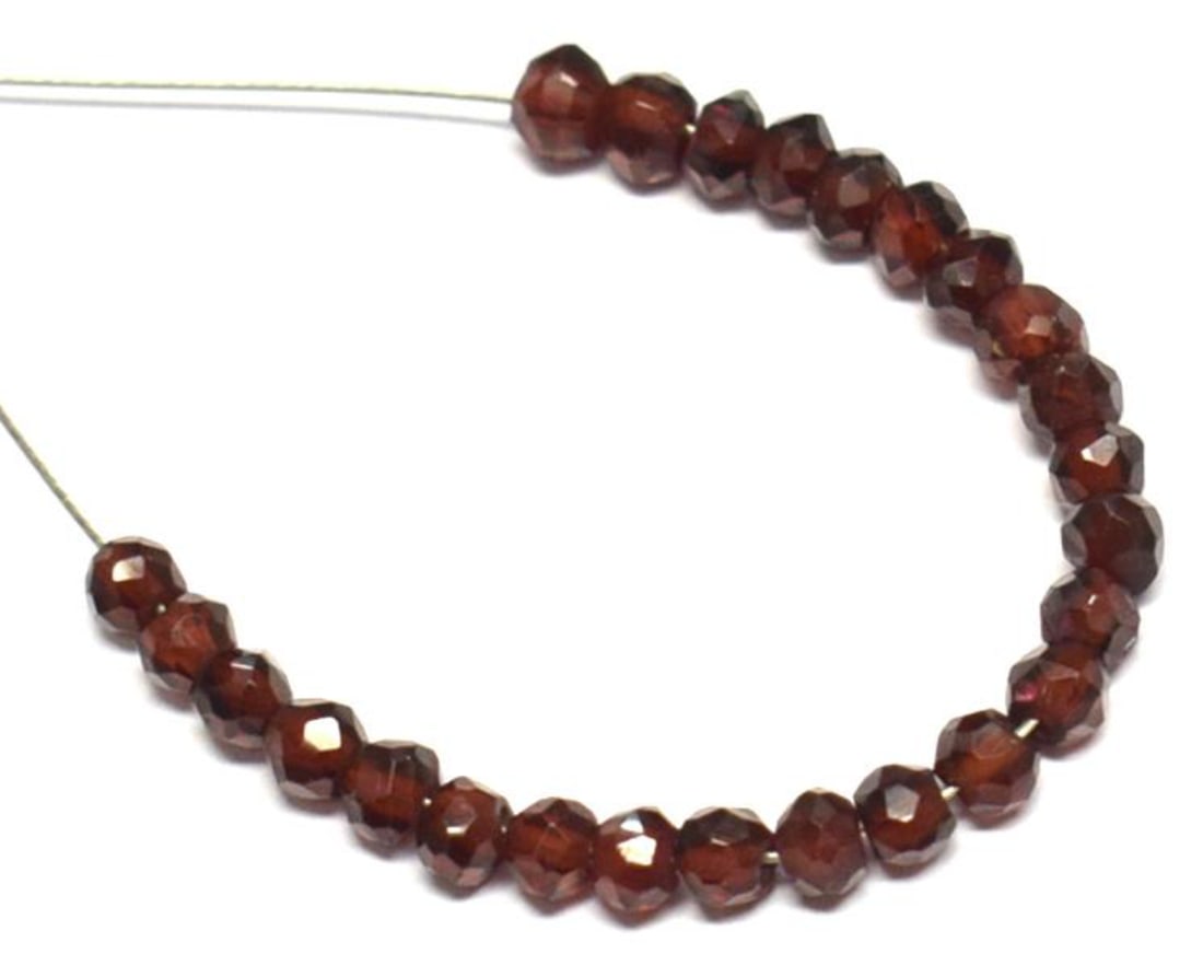 NATURAL GARNET BEADS FACETED RONDELLE 3 - 3.5 MM, 27 PCS (1 of 2)