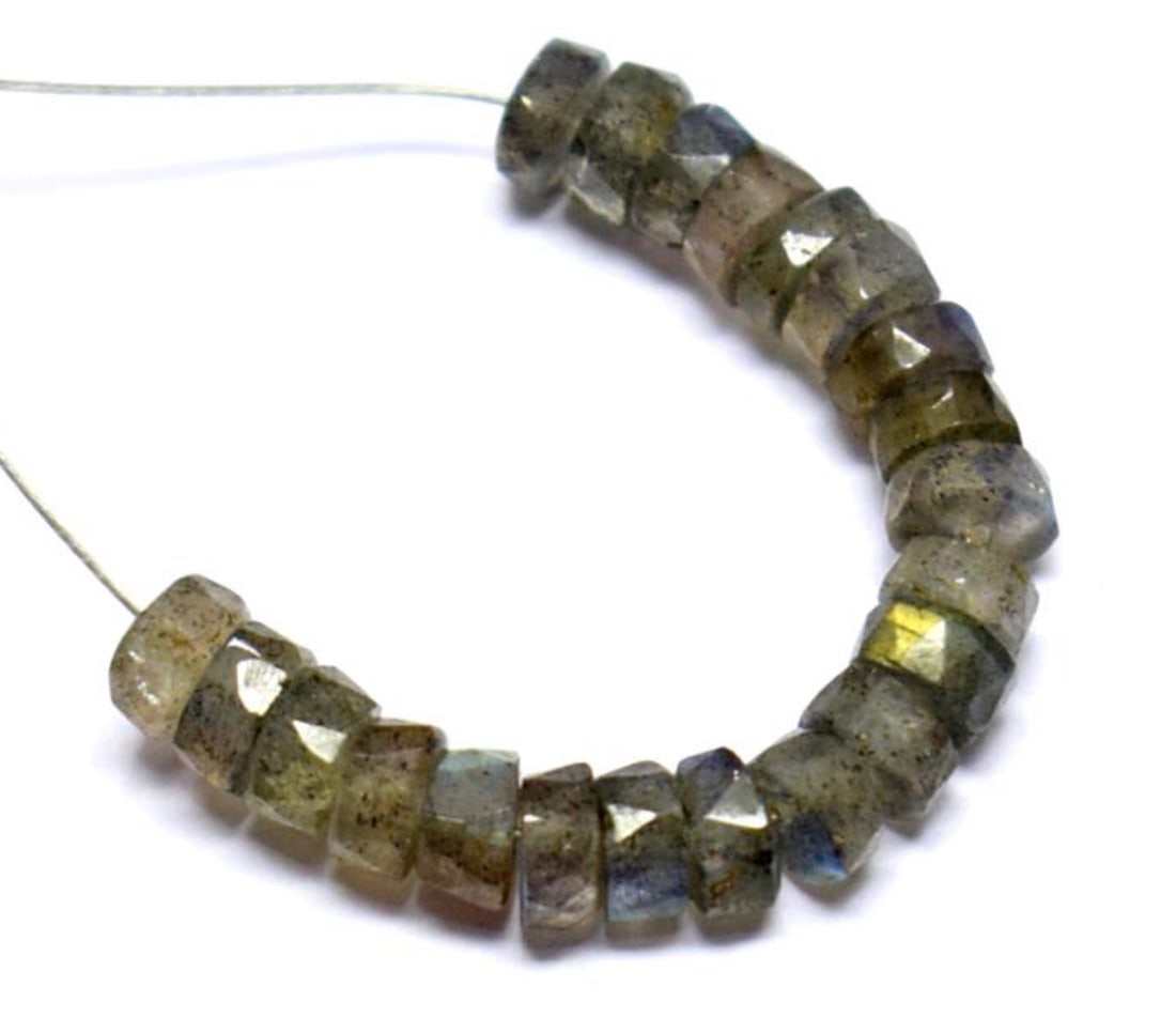 NATURAL LABRADORITE BEADS FACETED TYRE 4.5 - 5 MM 19 PCS (4 TASSELS) (1 of 1)