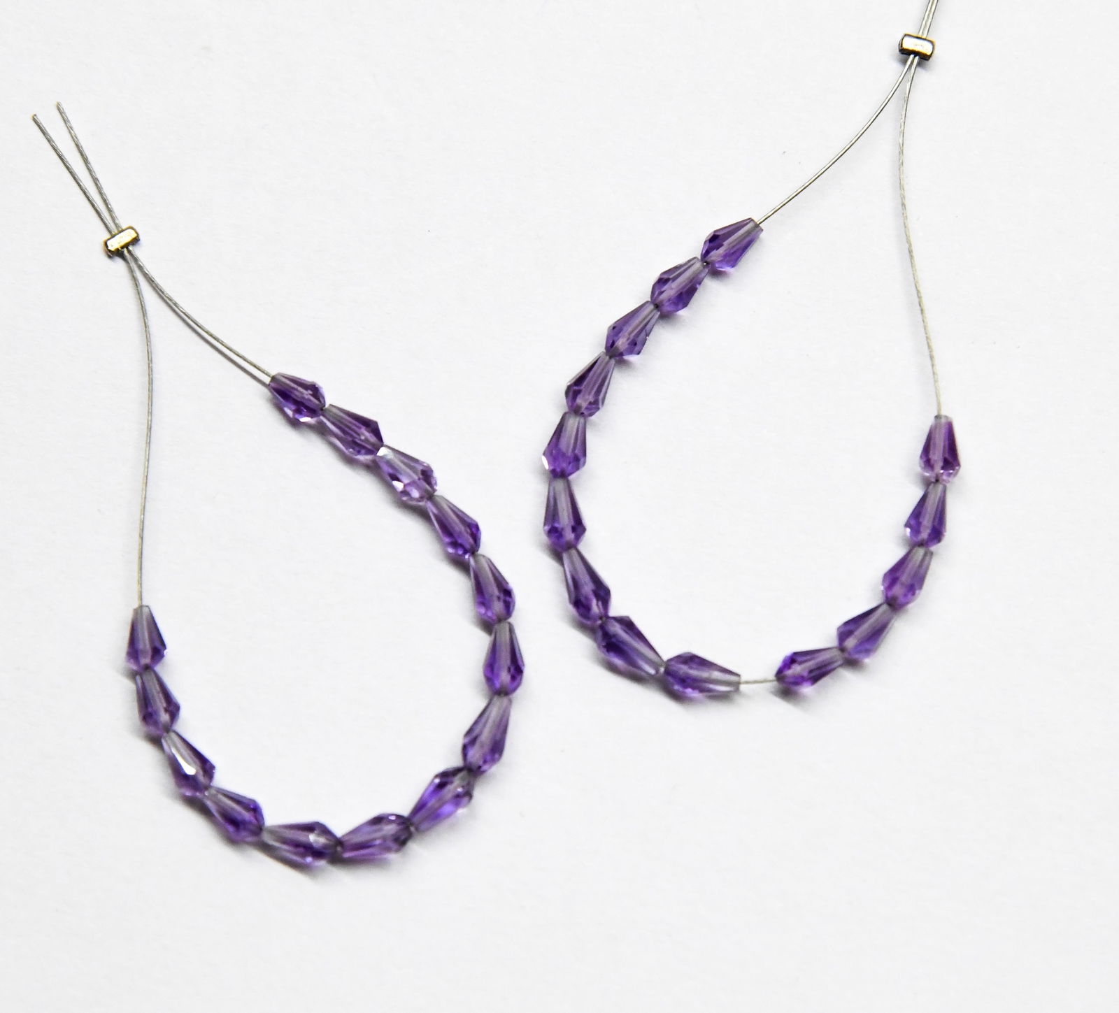 NATURAL AMETHYST BEADS FACETED FANCY 2X4 - 4X5 MM 14 PCS - (2 TASSELS) (1 of 1)