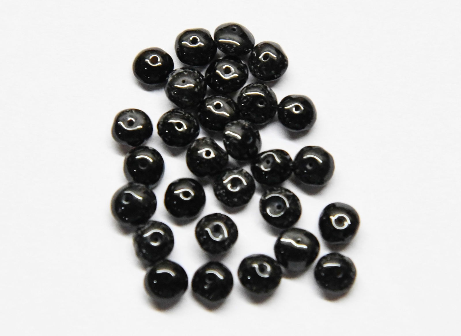 NATURAL BLACK STONE BEADS RONDELLE 5 - 5.5 MM, 25 PCS (1 of 1)