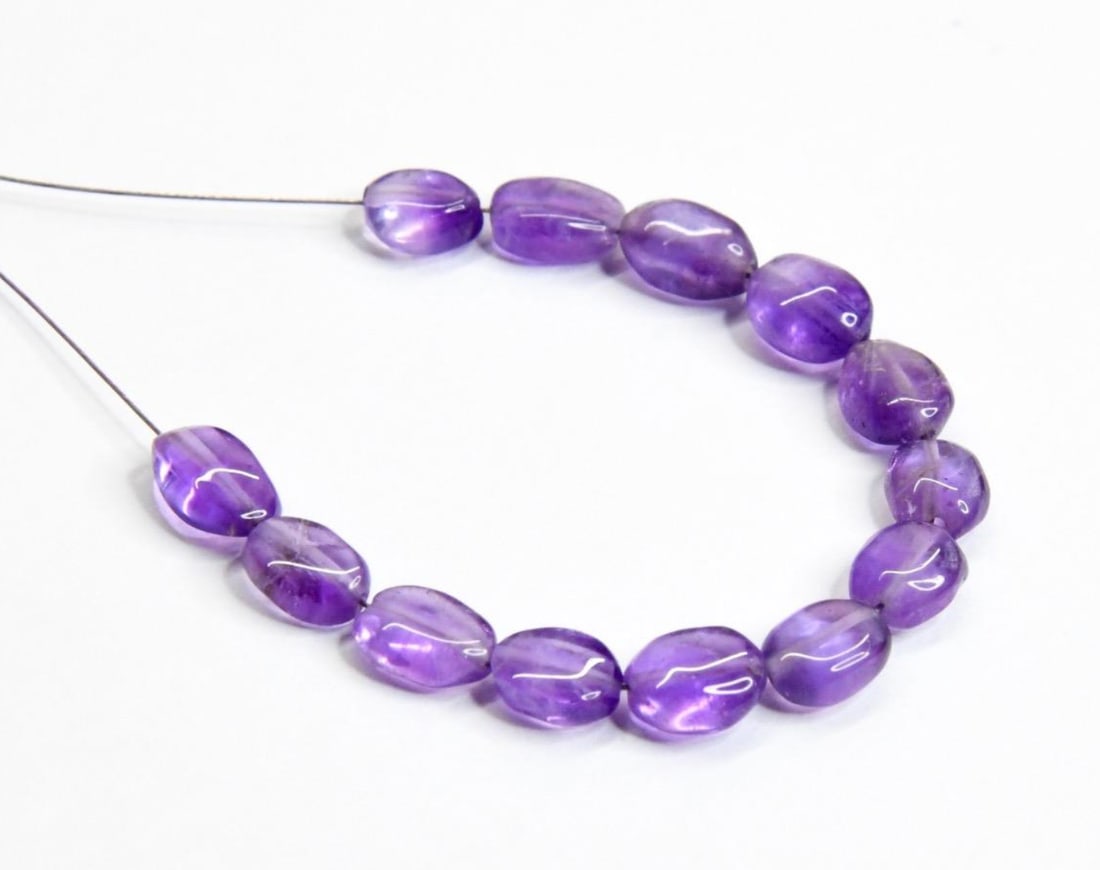 NATURAL AMETHYST BEADS OVAL 13 PCS, 5.5X6.5 - 6X7 MM (2 TASSELS) (1 of 2)