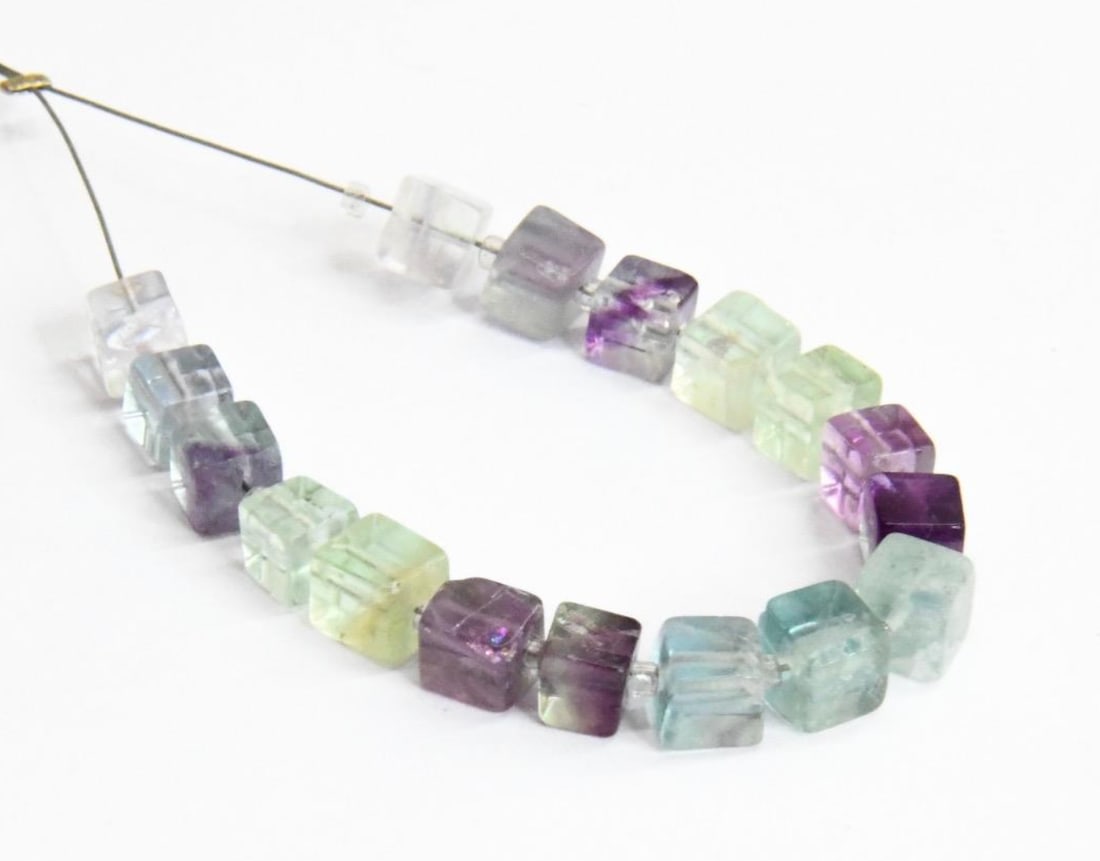 NATURAL MULTI FLUORITE BEADS BOX 4 - 4.5 MM, 17 PCS (1 of 2)