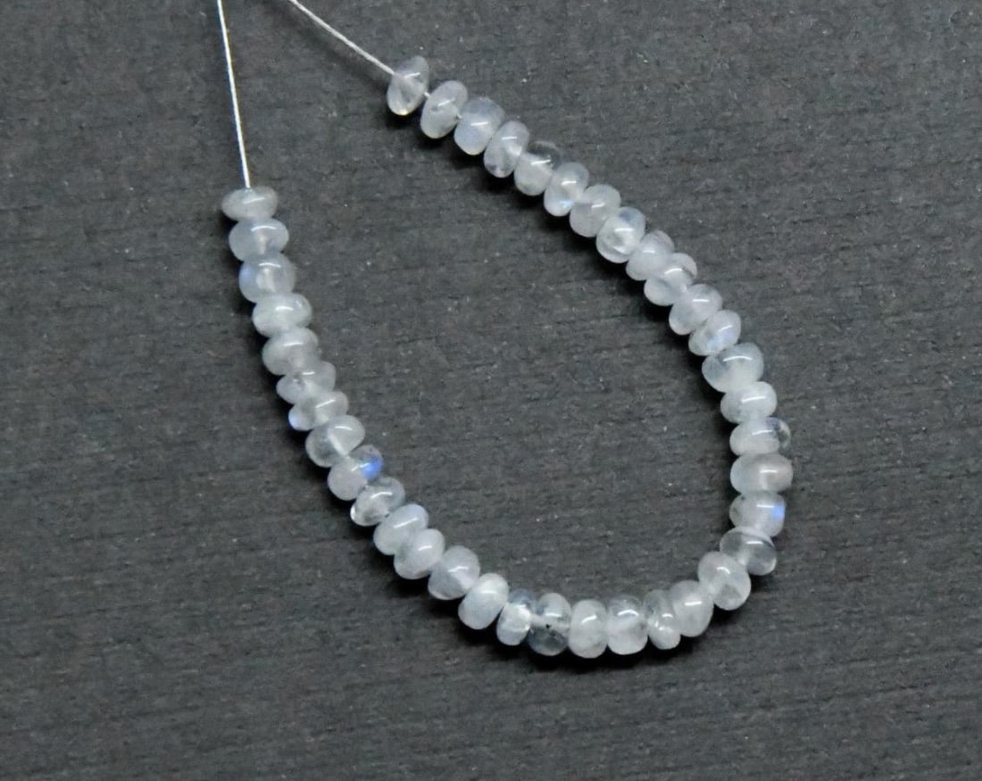 NATURAL RAINBOW MOONSTONE BEADS RONDELLE 3.5 MM, 39 PCS (1 of 1)