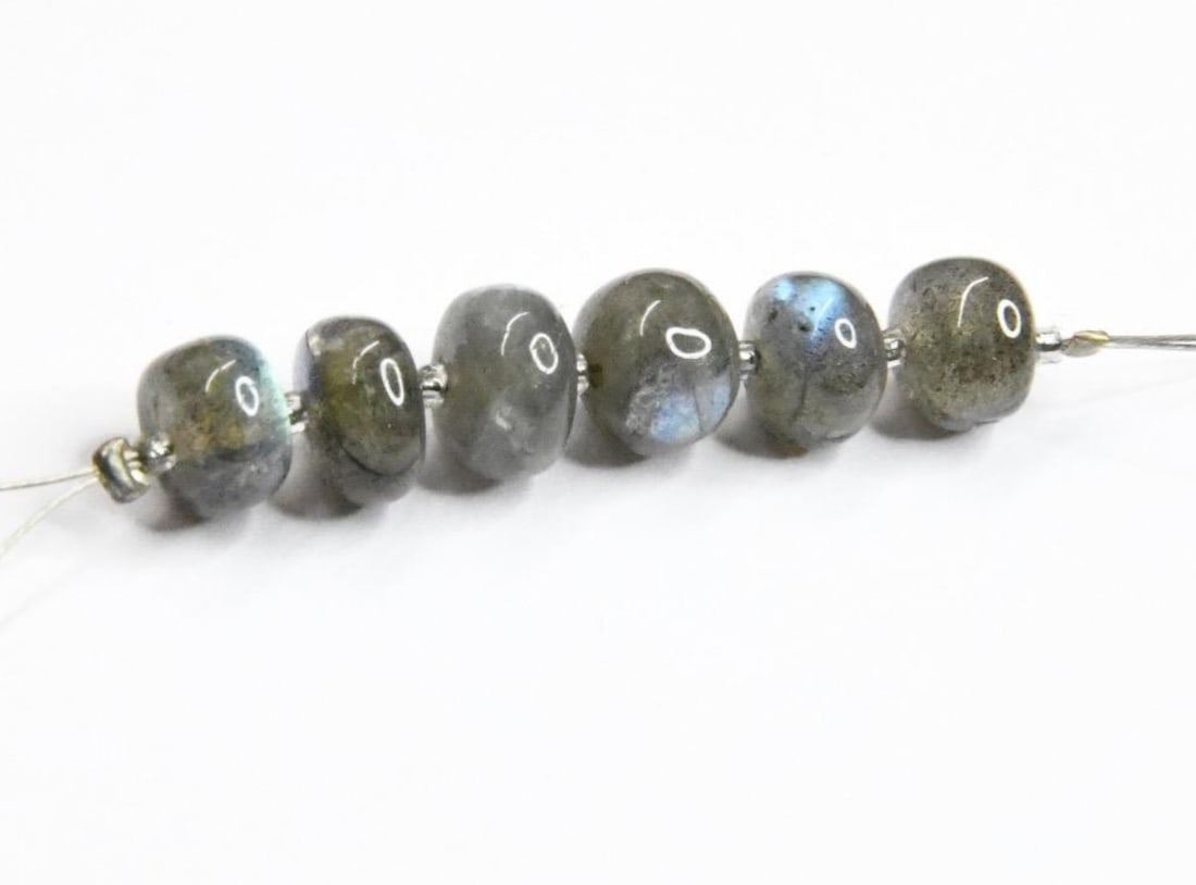 NATURAL LABRADORITE BEADS RONDELLE 7 - 8 MM, 6 PCS: These are natural, earth mined and hand crafted with precision. Stone: Labradorite, Stone Shape: Rondelle, Stone Size: 7 - 8 mm, Width: 5 - 6 mm, Weight: approx. 13 carats. The photographs are general