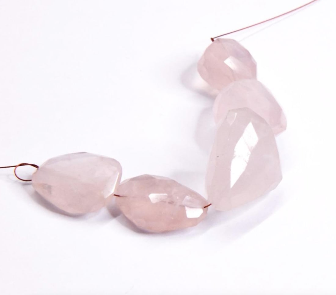 NATURAL ROSE QUARTZ BEADS FACETED TUMBLE 15X18 - 22X23 MM, 5 PCS (1 of 2)