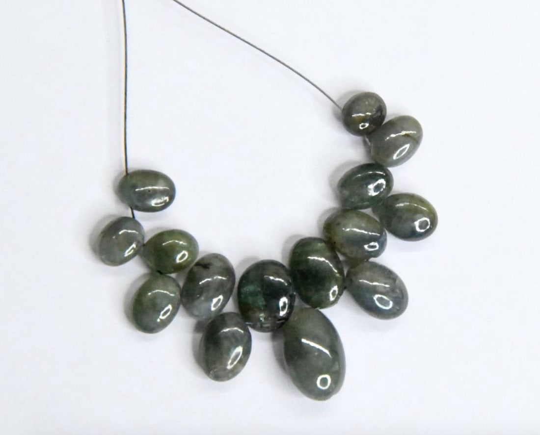 NATURAL BLUE SAPPHIRE BEADS SIDE DRILL OVAL 5X6.5 - 8X12 MM, 15 PCS (1 of 1)