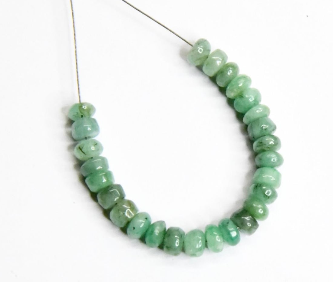 NATURAL EMERALD BEADS RONDELLE 4.5 MM, 26 PCS (1 of 1)