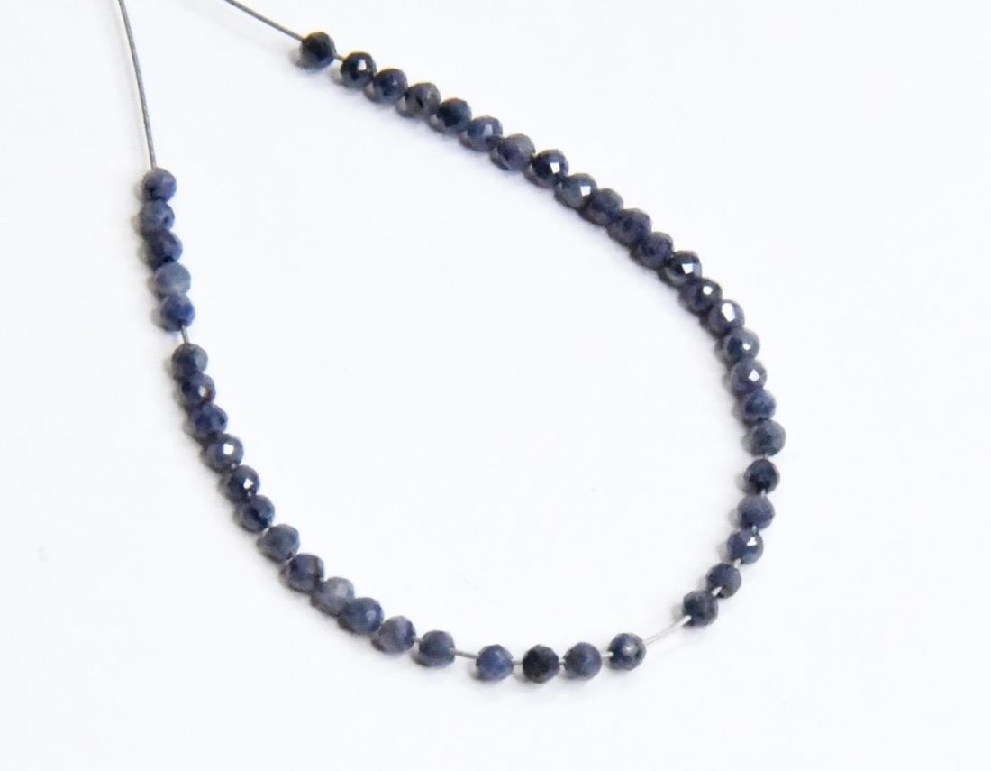 NATURAL BLUE SAPPHIRE BEADS FACETED ROUND 2 MM, 45 PCS (1 of 1)