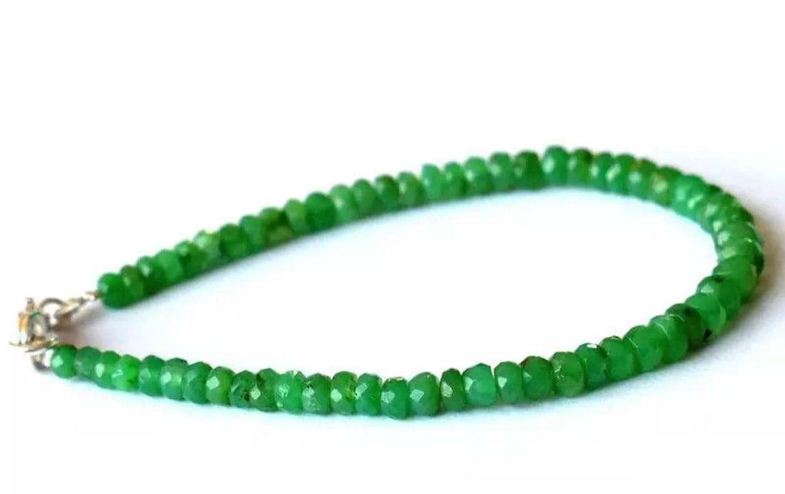 7" BRACELET NATURAL CHRYSOPRASE BEADS RONDELLE SOLID 925 SILVER: These are natural, earth mined and hand crafted with precision. Stone: Chrysoprase, Stone Shape: Faceted Rondelle, Stone Size: 3 - 4.5mm, Width - 1.5 - 2.5mm, Length: 7", Weight: approx. 25 carats. Th