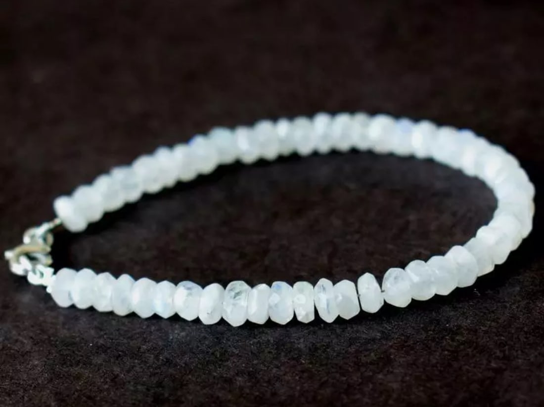 7" BRACELET NATURAL RAINBOW MOONSTONE BEADS RONDELLE SOLID 925 SILVER: These are natural, earth mined and hand crafted with precision. Stone: Moonstone, Stone Shape: Faceted Rondelle, Stone Size: 5mm, Width - 2.5 - 3mm, Length: 7", Weight: approx. 38 carats. The photogra
