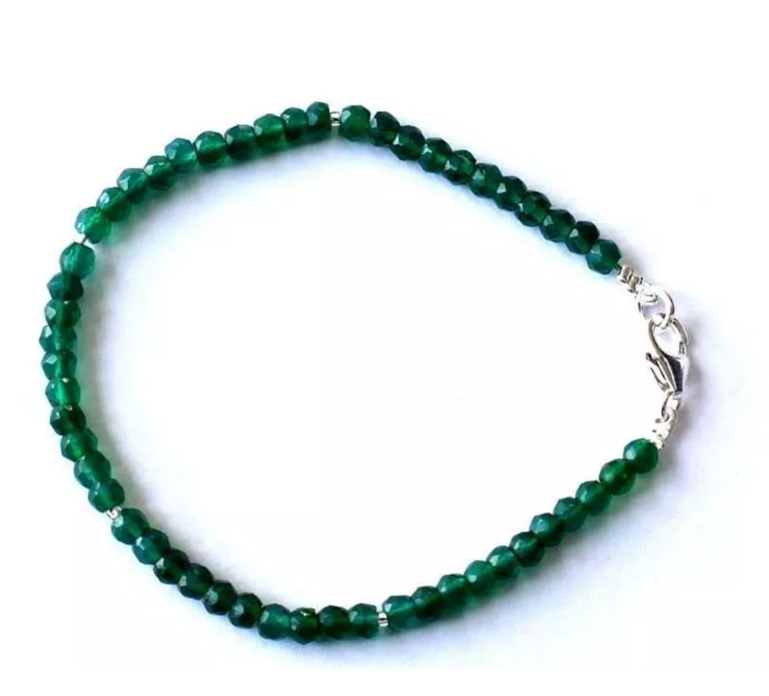 7.5" BRACELET NATURAL GREEN ONYX BEADS RONDELLE SOLID 925 SILVER: These are natural, earth mined and hand crafted with precision. Stone: Onyx, Stone Shape: Faceted Rondelle, Stone Size: 4mm, Width - 2.5 - 3mm, Length: 7.5", Weight: approx. 20 carats. The photographs