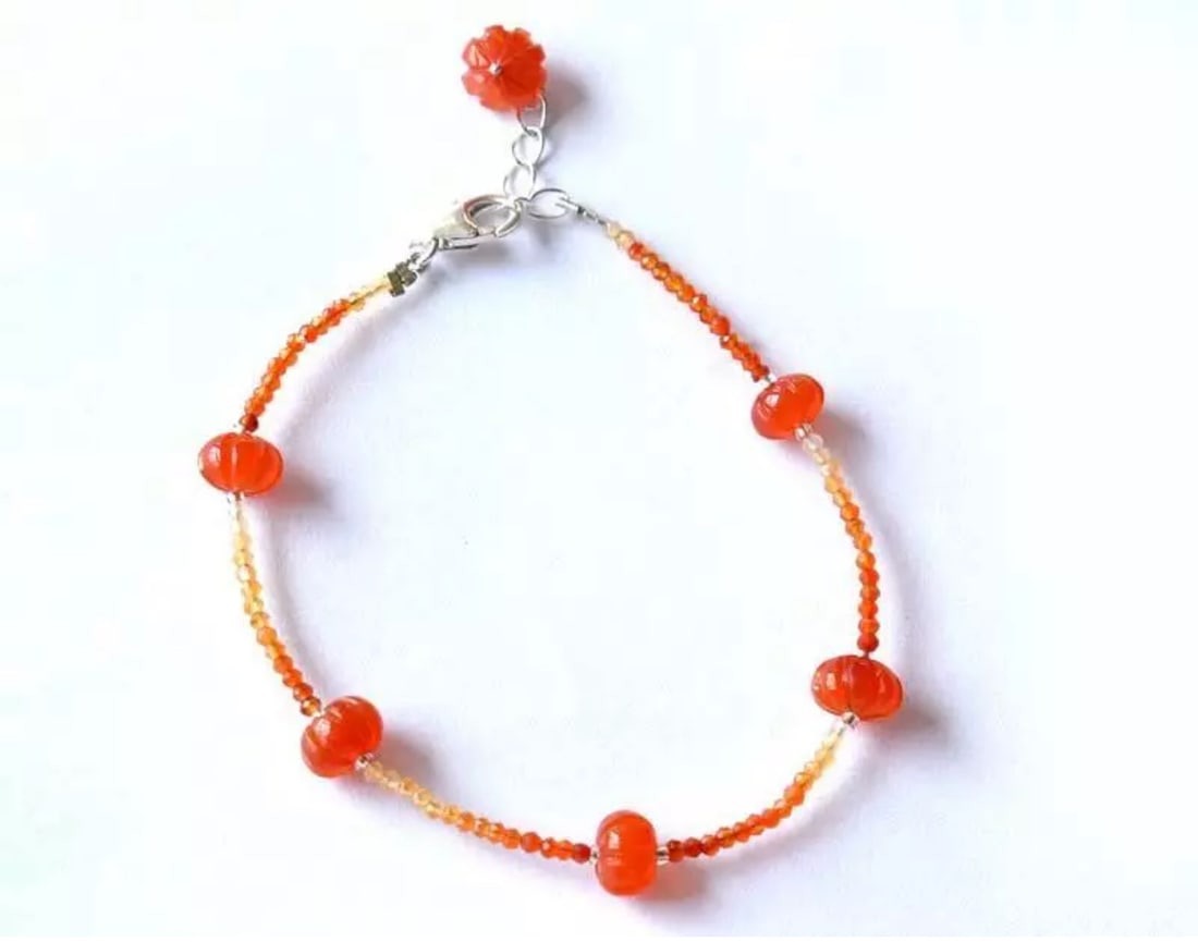 7 - 8" BRACELET NATURAL CARNELIAN BEADS RONDELLE SOLID 925 SILVER: These are natural, earth mined and hand crafted with precision. Stone: Carnelian, Stone Shape: Carved Rondelle/Faceted Round, Stone Size: 2 - 8 mm, Width - 4.5 - 8 mm, Length: 7 - 8", Weight: approx.