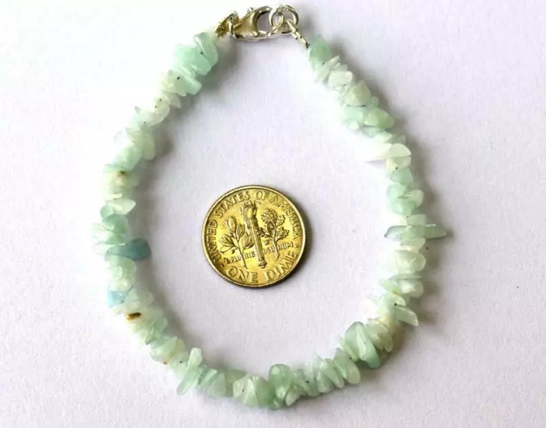 7" BRACELET NATURAL AQUAMARINE BEADS CHIPS SOLID 925 SILVER: These are natural, earth mined and hand crafted with precision. Stone: Aquamarine, Stone Shape: Chips, Stone Size: 3x4 - 4x7mm, Width - 2 - 3mm, Length: 7", Weight: approx. 32 carats. The photographs