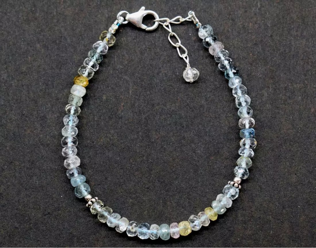 6.5 - 7.5" BRACELET NATURAL MULTI AQUAMARINE BEADS SOLID 925 SILVER: These are natural, earth mined and hand crafted with precision. Stone: Aquamarine, Stone Shape: Faceted Rondelle, Stone Size: 4.5mm, Width - 1.5 - 2mm, Length: 6.5 - 7.5", Weight: approx. 29 carats. T