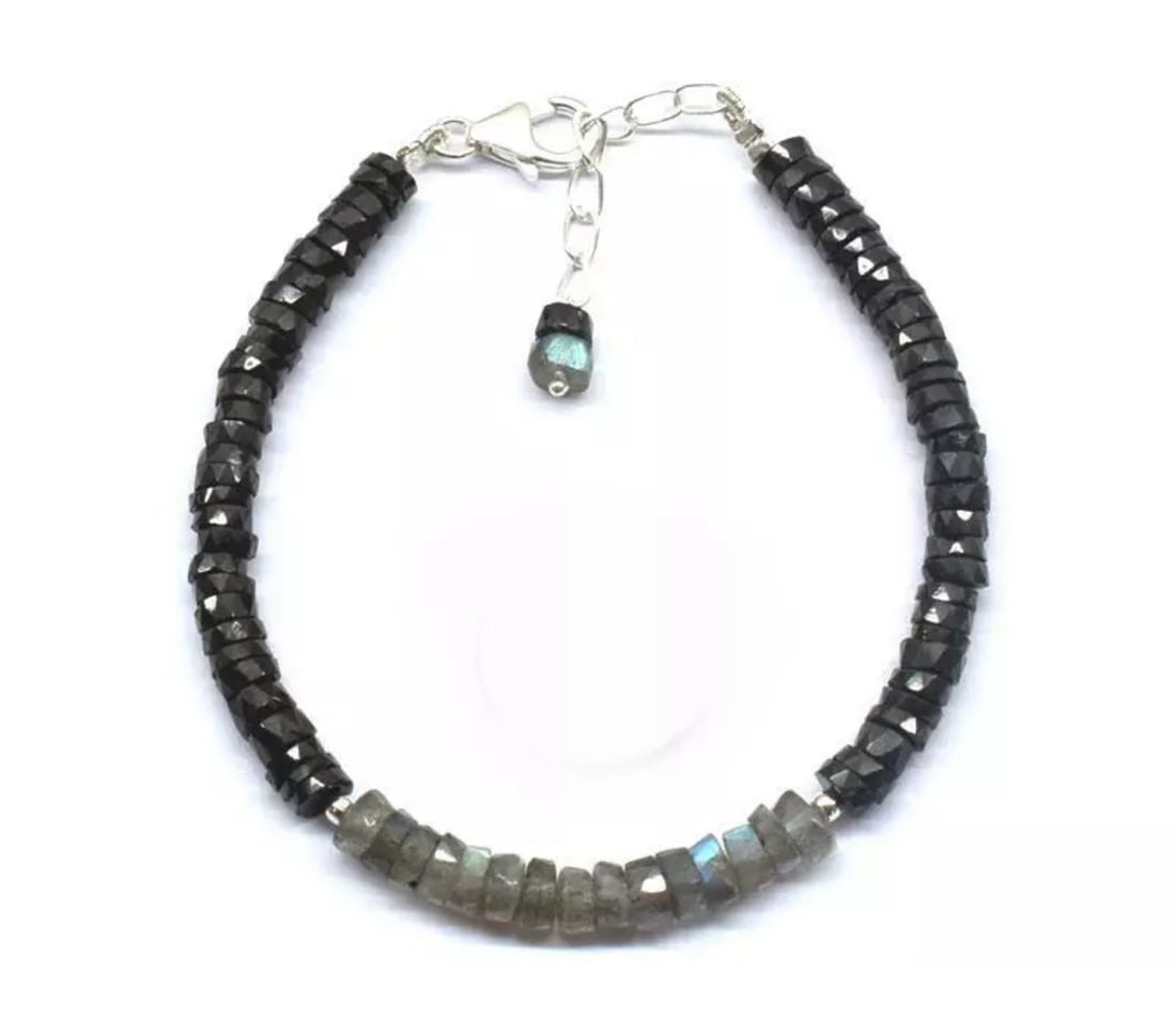 6.5 - 7.5" SOLID 925 SILVER BRACELET NATURAL LABRADORITE, BLACK SPINEL: These are natural, earth mined and hand crafted with precision. Stone: Labradorite/Black Spinel, Stone Shape: Faceted Tyre, Stone Size: 4.5 - 5 mm, Width: 1.5 - 2 mm, Length: 6.5 - 7.5", Weight: appro