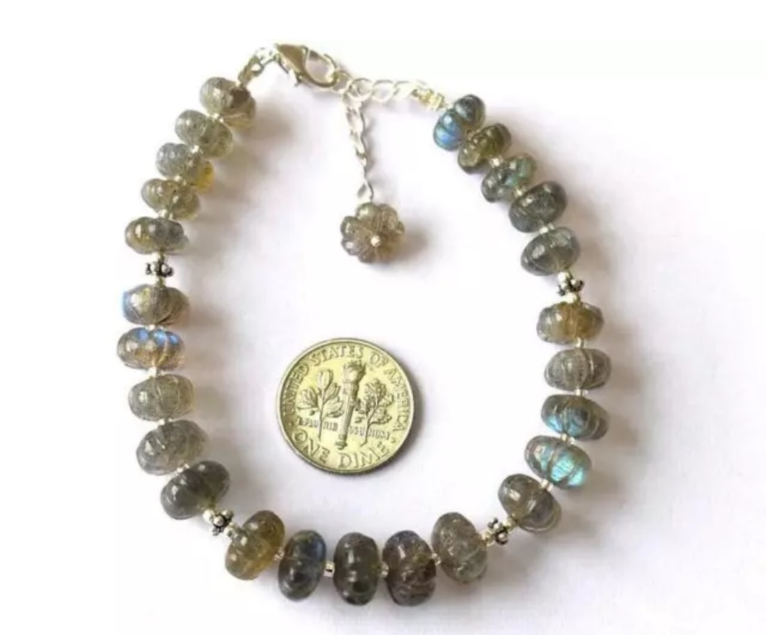 7 - 8" SOLID 925 SILVER BRACELET NATURAL LABRADORITE BEADS CARVED: These are natural, earth mined and hand crafted with precision. Stone: Labradorite, Stone Shape: Carved Rondelle, Stone Size: 8 - 9 mm, Width: 4.5 - 5 mm, Length: 7 - 8", Weight: approx. 76 carats. Th