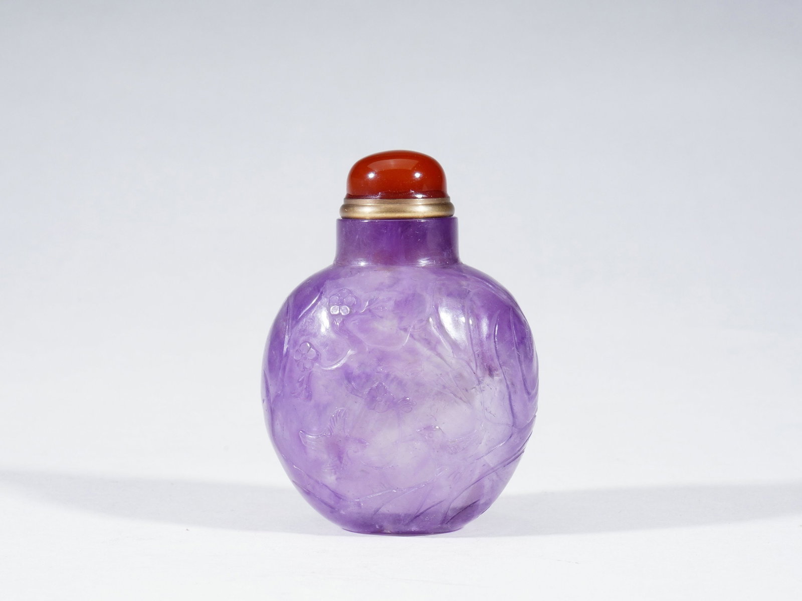 A Crystal Figural Story Snuff Bottle: Height 7.5cm Width 5.5cm