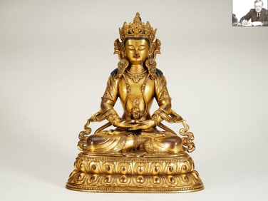 Gilded bronze statue of Guanyin