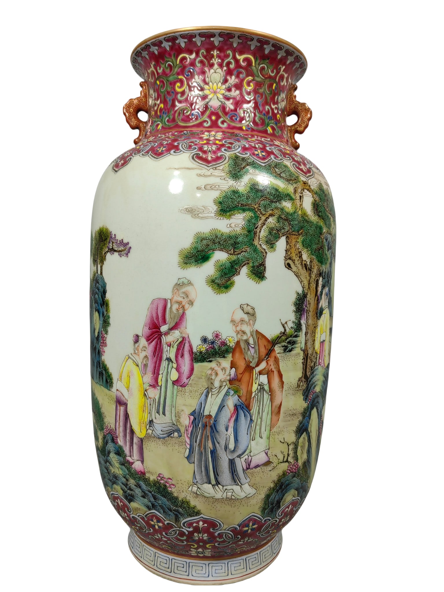 Famille rose figure amphora: H?34.5cmW:18.5cm