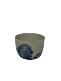 Small blue and white landscape cup