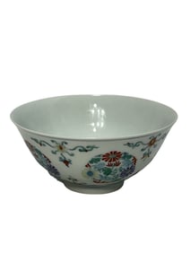 Doucai round flower bowl
