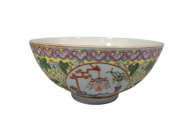 Famille rose glazed bowl