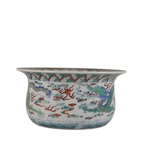 Doucai Basin with Folded Rim and Gold-Painted Cloud and Dragon Pattern