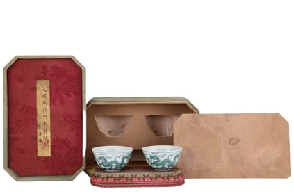 Doucai dragon-patterned cup