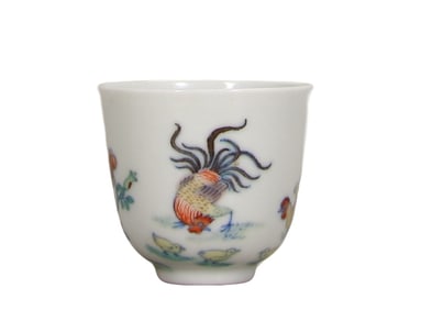 Doucai auspicious tea round