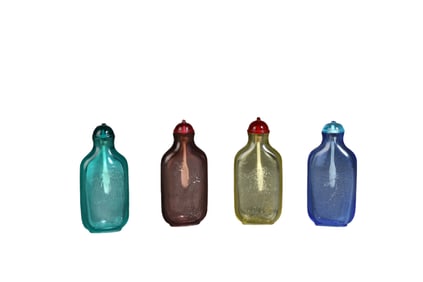 Glass snuff bottle