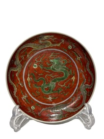 Small plate with green dragon pattern