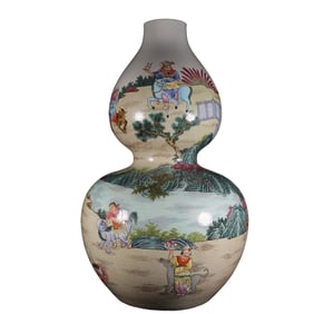 Pastel Gourd Bottle with Characters and Stories