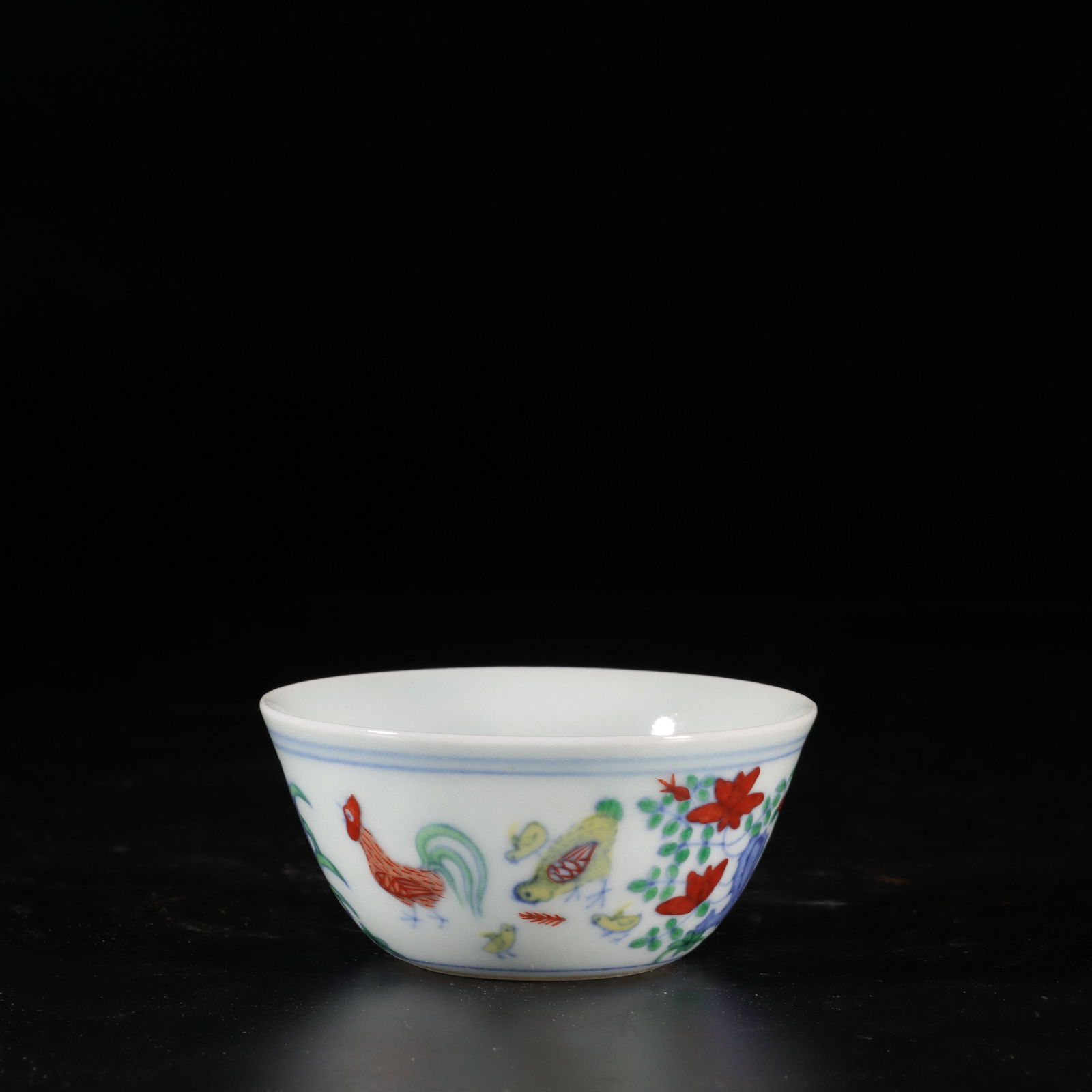 Doucai Chicken Cup: H?3.8cmW:8.3cm
