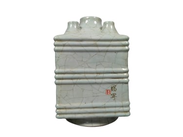 Ice Crack Five-Tube Snail