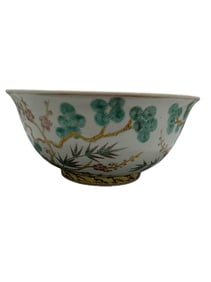 Large bowl with polychrome pine, bamboo and plum blossom patterns