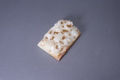 Hetian jade dragon pattern jade plaque