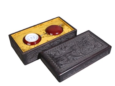 Cowpea-red rouge box, scholar's desk ornament