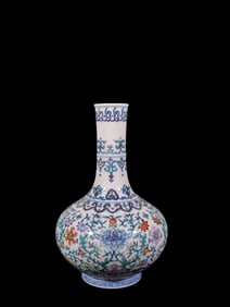 Blue and white doucai lotus scroll pattern gall-shaped vase