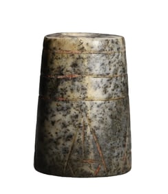 trumpet-shaped jade belt