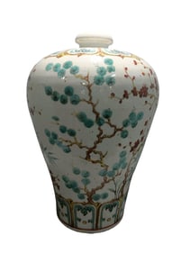 Five-color pine, bamboo and plum blossom pattern plum vase