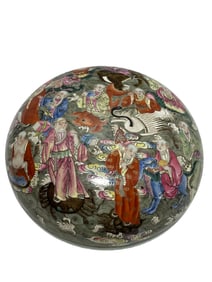 Famille Rose Eighteen Arhats Large Box