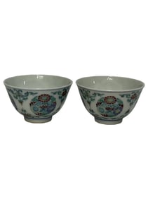 A pair of doucai floral pattern cups