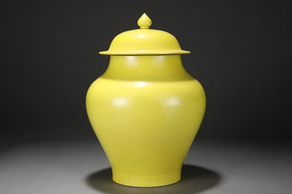 Yellow-glazed covered jar